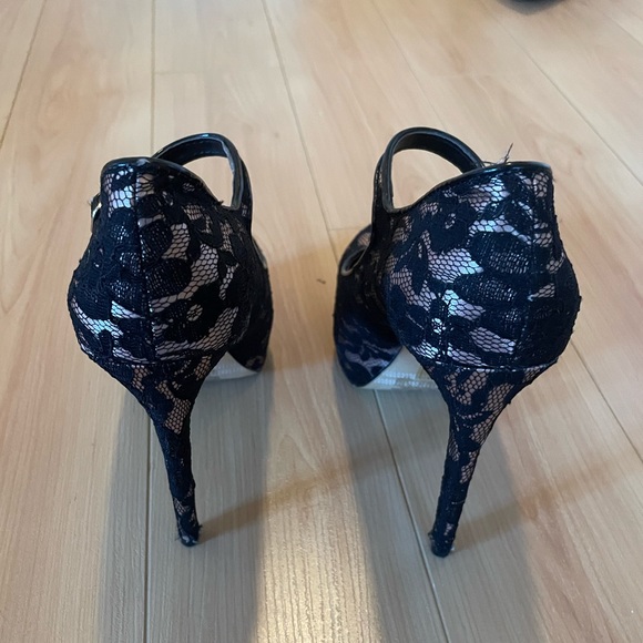 Forever 21 Lace Mary Jane Pumps - Picture 3 of 5